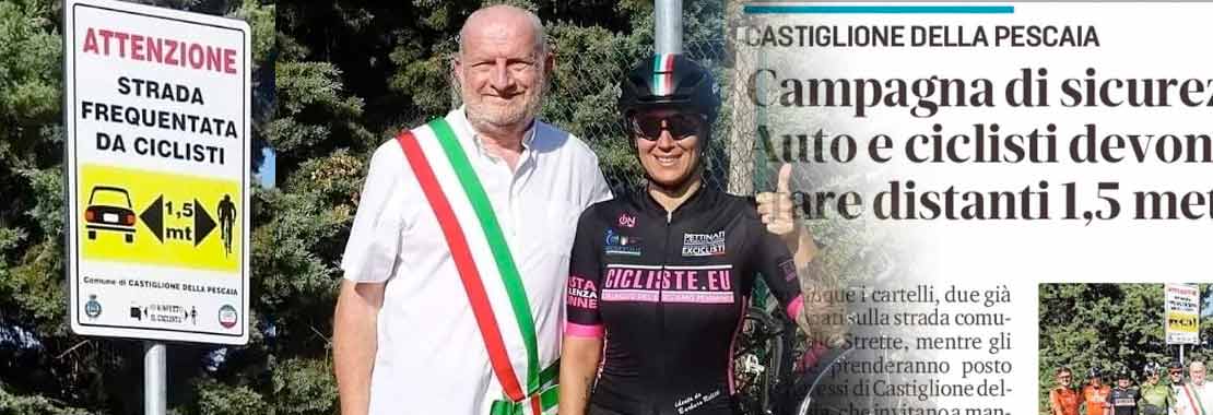 Promoitalia firma i cartelli &quot;rispetta il ciclista&quot; posizionati a Castiglion della Pescaia